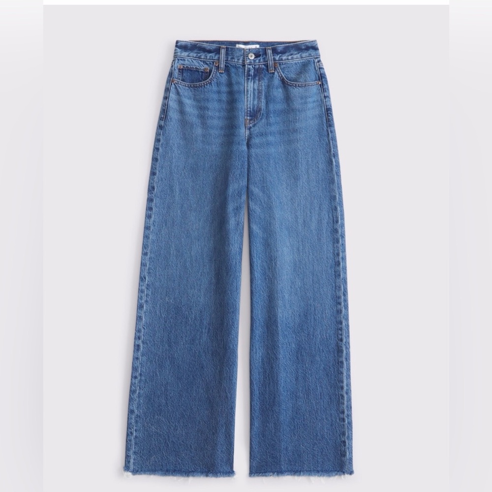Abercrombie & Fitch High Rise Wide Leg Jeans size 27R medium with distressed hem